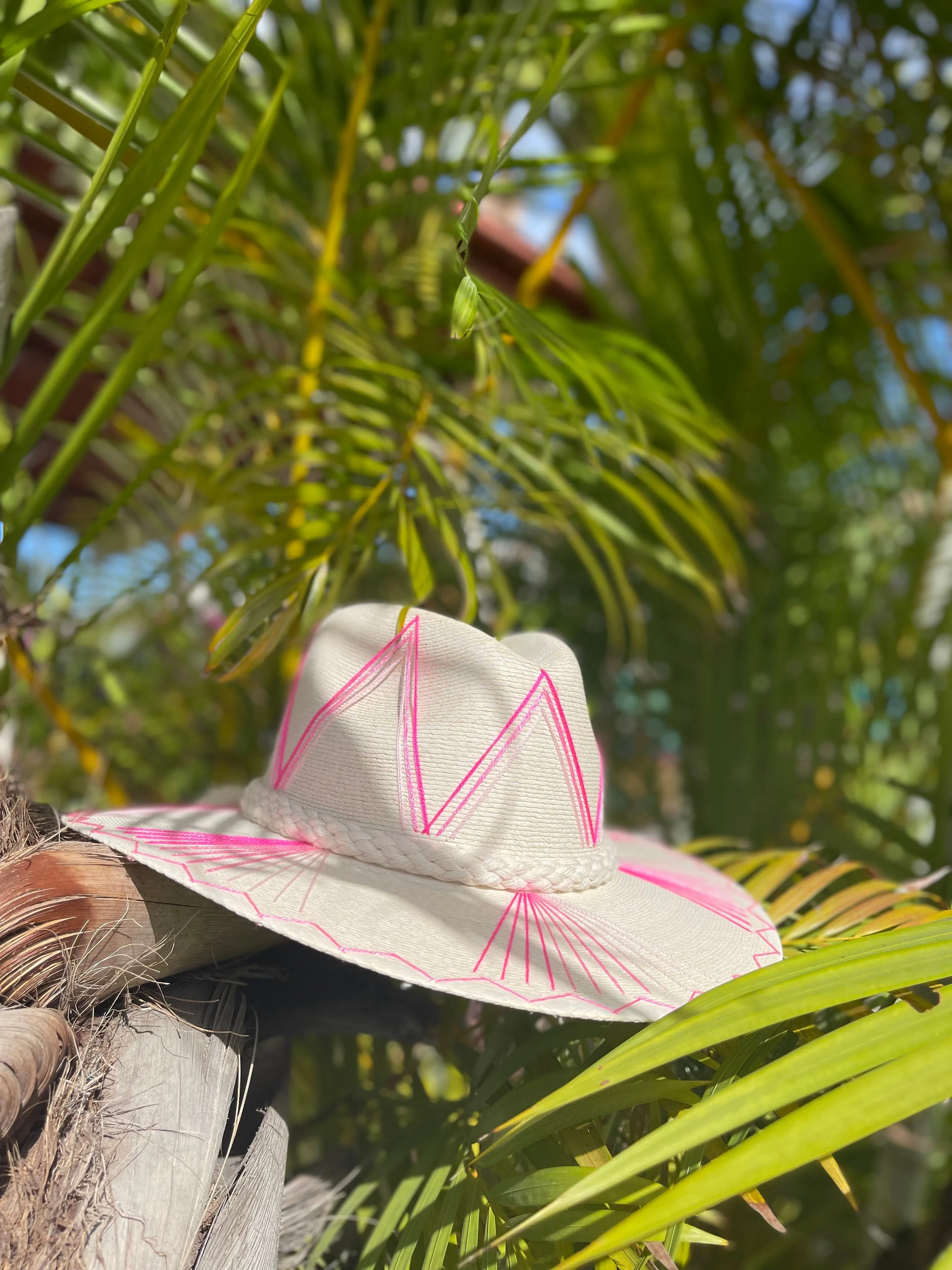 Exclusive Hot Pink Isabelle Hat by Corazon Playero