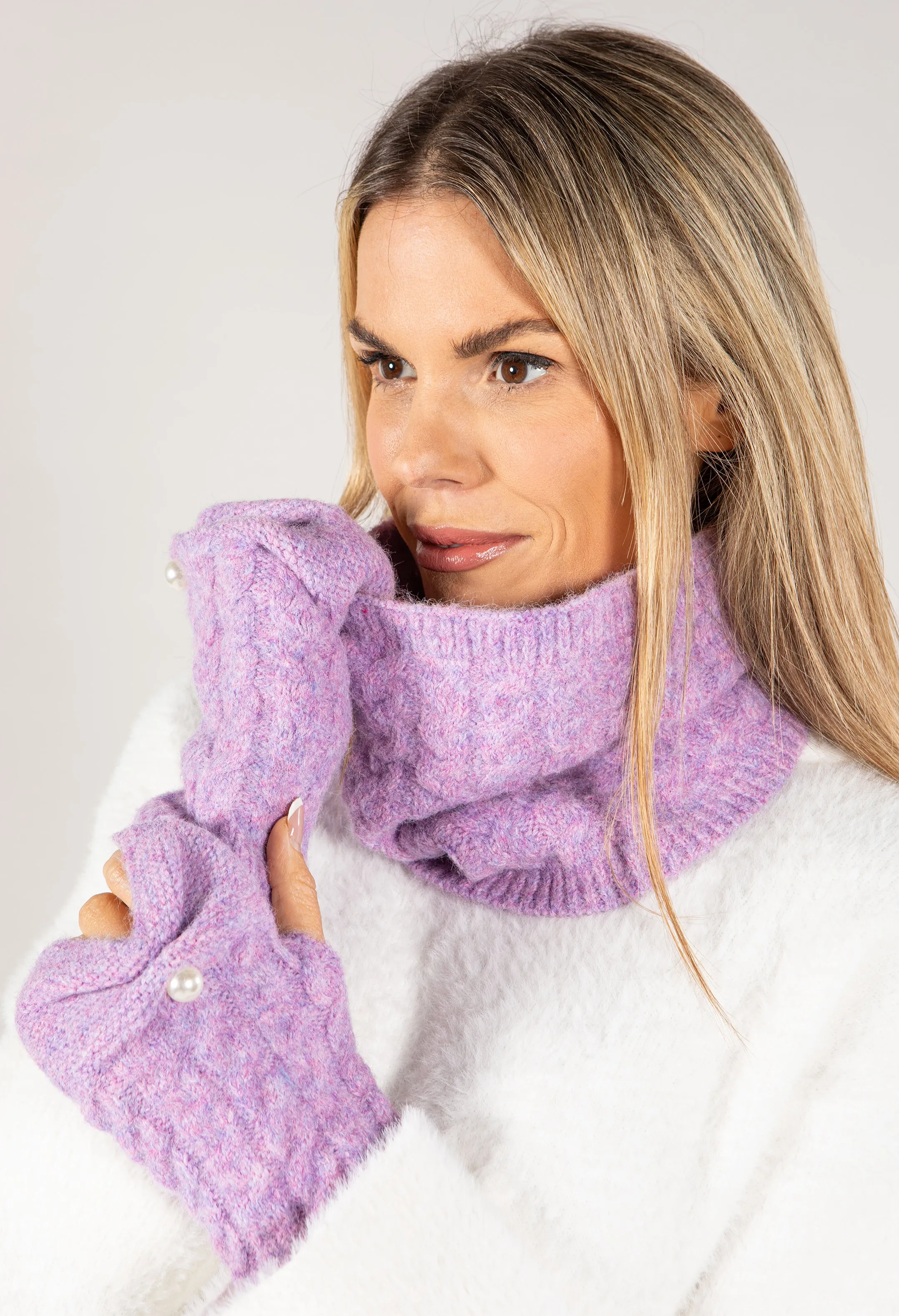 Soft Weave Cowl and Glove Set